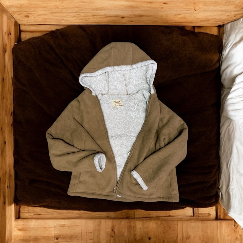 Fleece zip up cozy fall hoodie pockets shearling liner slouchy cloak faded glory